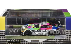 Mercedes-AMG GT3 #888 Maro Engel - Mikael Grenier - Maxime Martin 