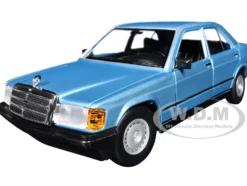 Mercedes-Benz 190 E 2.6 Blue Metallic 1/24 Diecast Model Car by Bburago