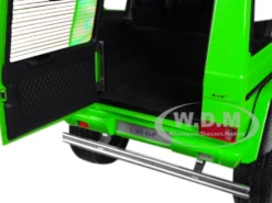 Mercedes Benz G500 4X4 2 Alien Green 1/18 Model Car Autoart 76315