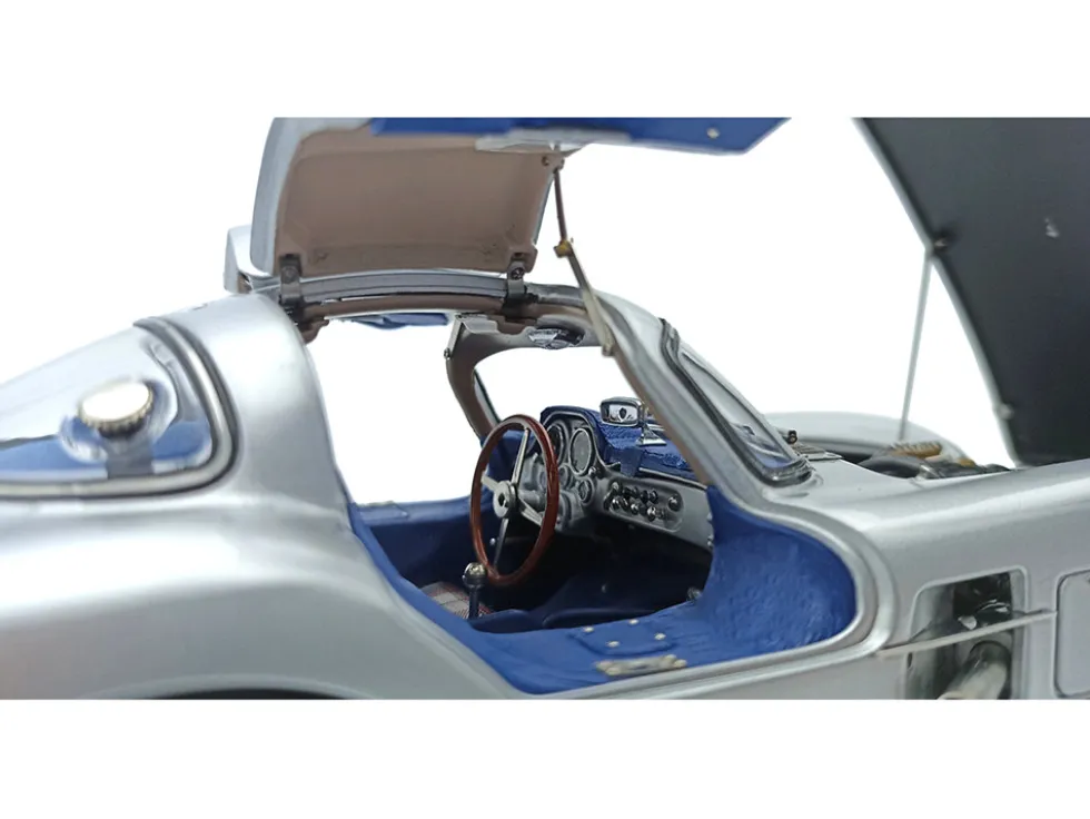 1955 Mercedes Benz 300 SLR Uhlenhaut Coupe Silver with Blue Interior 1/18 Diecast Model Car CMC M-243