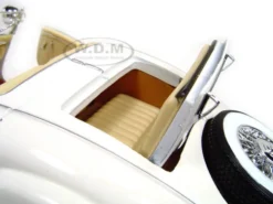 1936 Mercedes 500K Special Roadster White 1/18 Diecast Model Car Maisto 36055