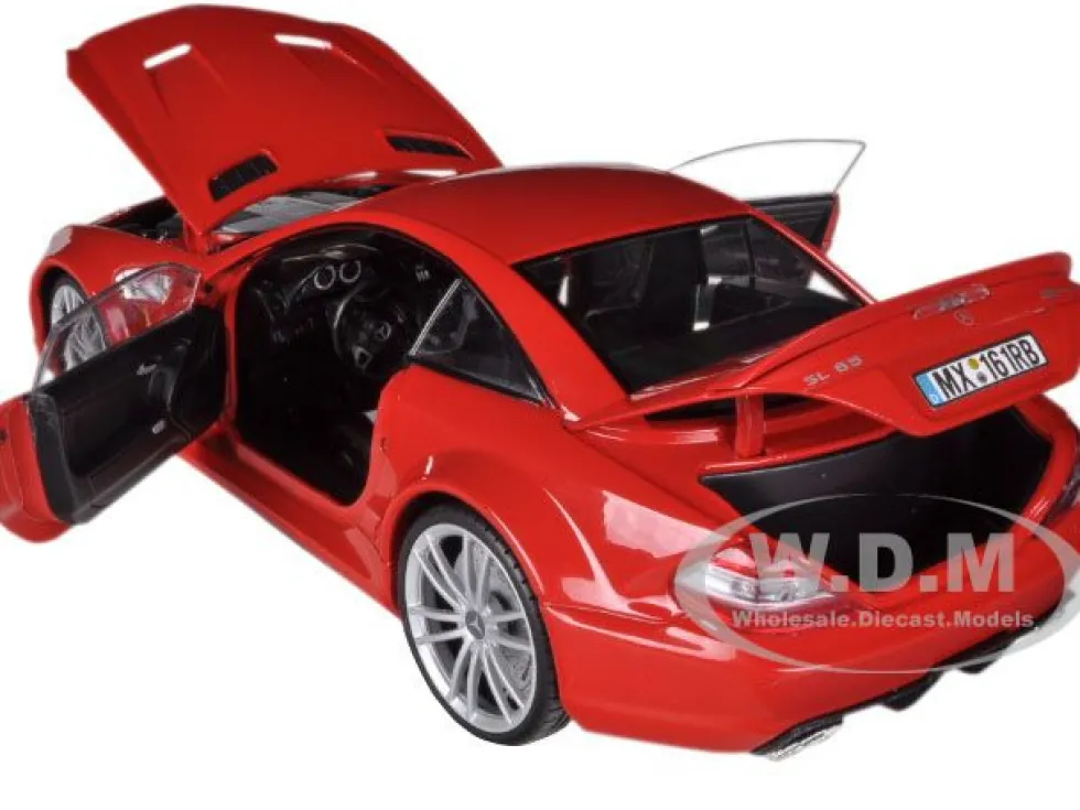 Mercedes SL65 AMG Black Series (R230) Red 1/18 Diecast Model Car Motormax 79161