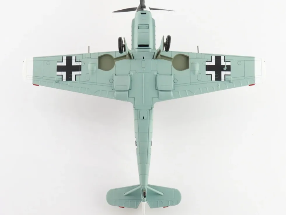 Messerschmitt BF 109E-4 Fighter Aircraft "Franz von Werra, II/JG-3" (1940) German Luftwaffe "Air Power Series" 1/48 Diecast Model by Hobby Master