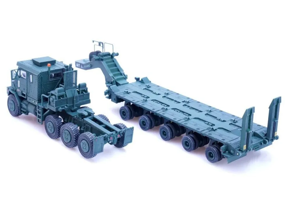 M1070 Heavy Equipment Transporter Army Green Armor Premium Series 1/72 Diecast Model Panzerkampf 12206PB
