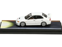 Mitsubishi Lancer RS Evolution IV RHD Right Hand Drive) White Monstar with Seiji Iwaki Driver Figure Initial D 1995 2013 Manga 1/64 Diecast Model Car Hobby Japan HJ642011D