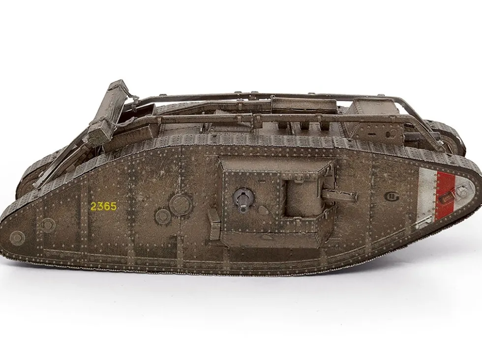 Model Kit British Mark IV Tank (Moderate Difficulty) Steel Model by Metal Earth