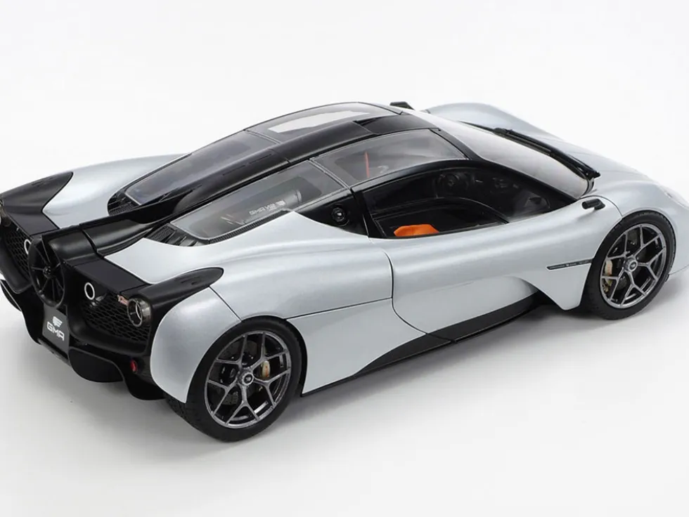 Model Kit Gordon Murray Automotive T.50 1/24 Scale Model by Tamiya