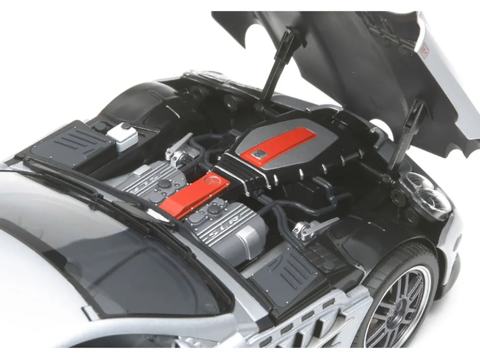 Model Kit Mercedes-Benz SLR McLaren 722 Edition 1/24 Scale Model by Tamiya