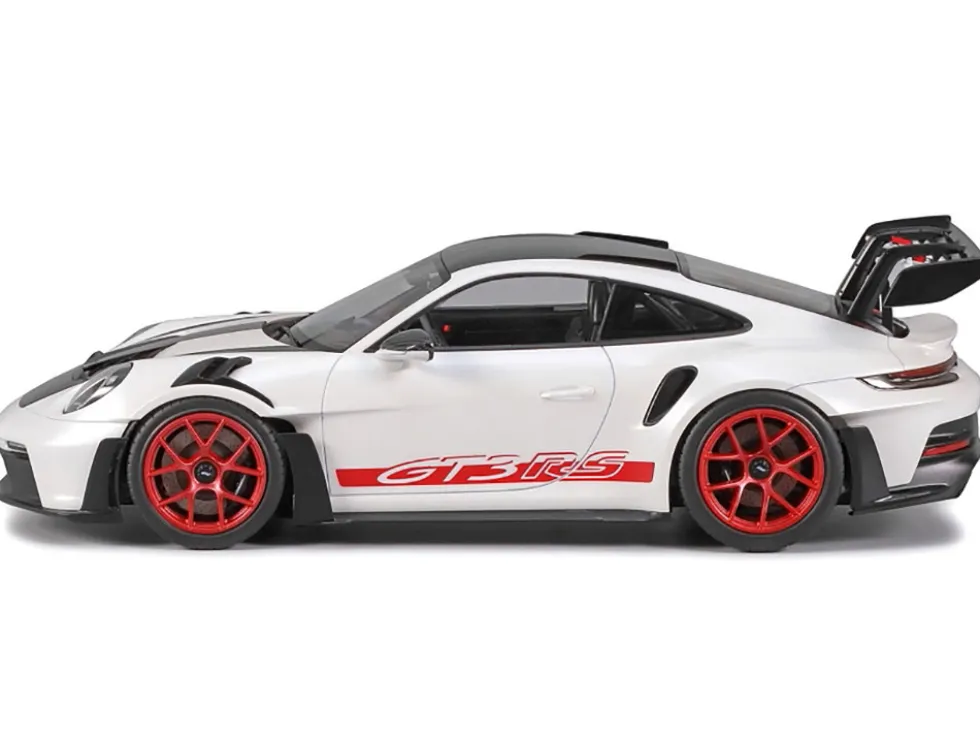 Model Kit Porsche 911 GT3 RS (992) 1/24 Scale Model by Tamiya