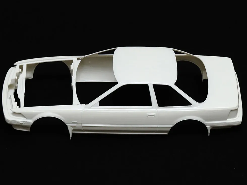Model Kit Toyota Soarer 3.0 GT RHD (Right Hand Drive) 1/24 Scale Model by Tamiya
