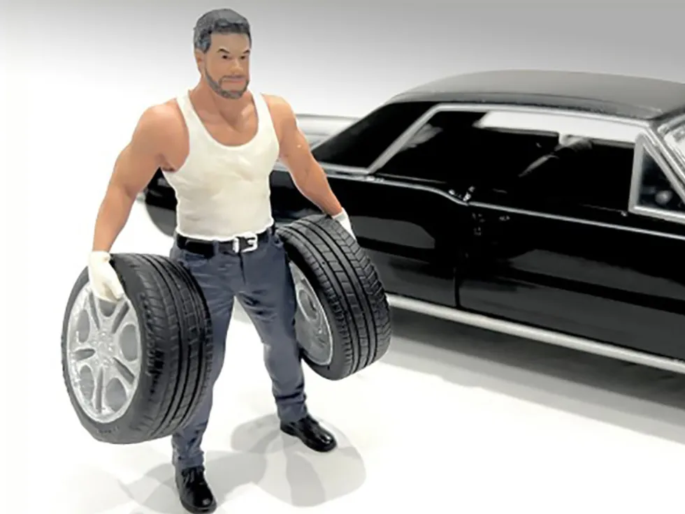 Muscle Mechanics Figure #1 for 1/24 Scale Models by American Diorama