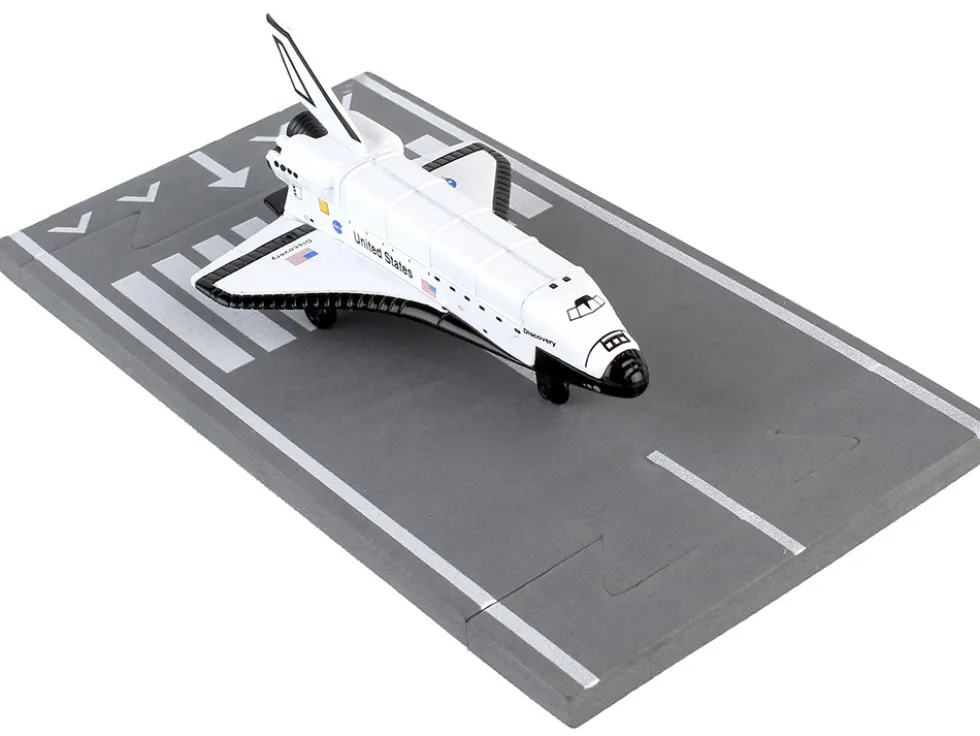 NASA Discovery Space Shuttle White United States with Runway Section Diecast Model Airplane Runway24 RW220