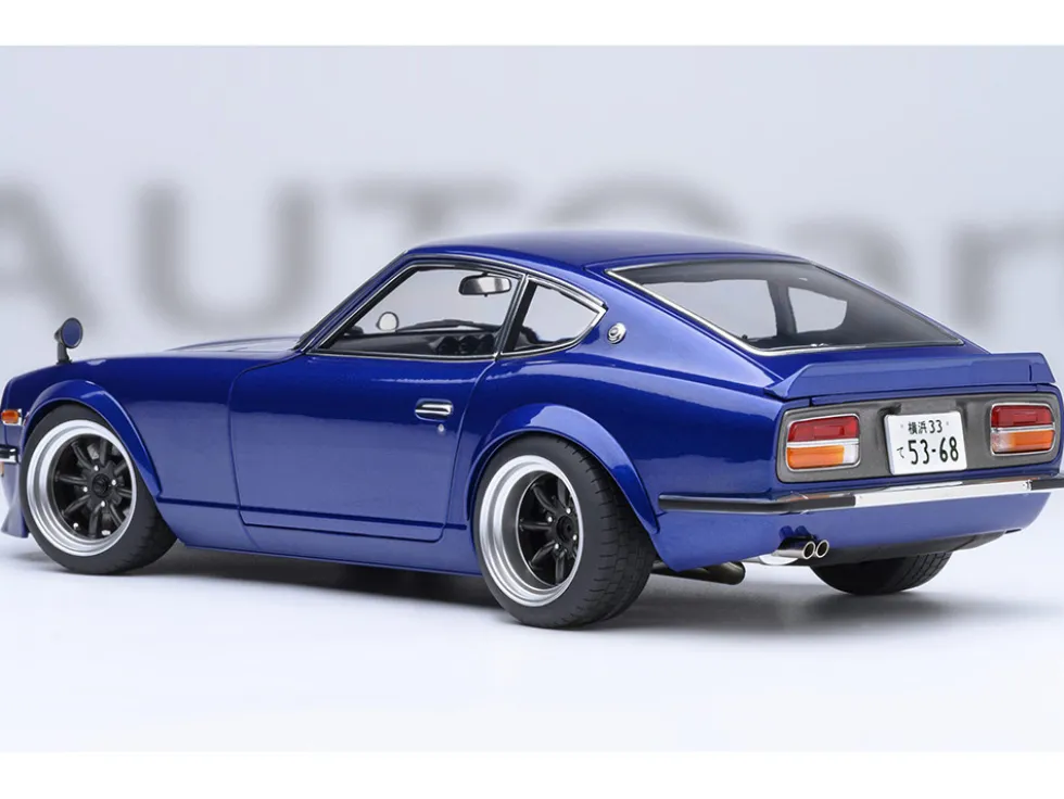Nissan Fairlady Z RHD (Right Hand Drive) "Akuma No Z" Blue Metallic "Wangan Midnight - Comic #1 Version" Manga 1/18 Model Car by Autoart