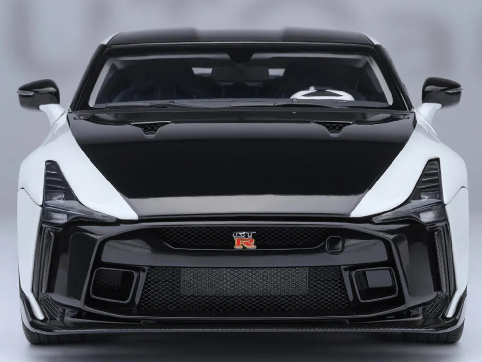 Nissan GT-R50 By ItalDesign Black and White Metallic 1/18 Model Car by Autoart