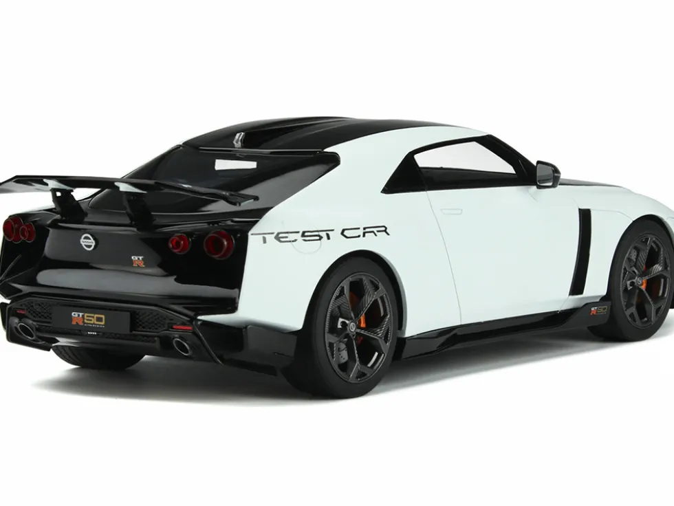 2021 Nissan GT-R50 Test Car Black White 1/18 Model Car GT Spirit GT853