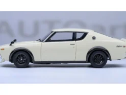Nissan Skyline 2000GT-R (KPGC110) Tuned Version RHD (Right Hand Drive) White 1/18 Model Car by Autoart