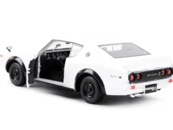 1973 Nissan Skyline 2000GT-R KPGC110 White Special Edition Series 1/24 Diecast Model Car Maisto 31528