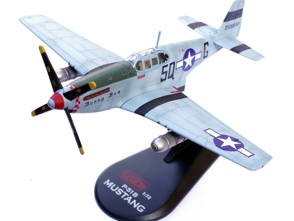 North American P-51B Mustang Aircraft "Bonny Bea, 504th Fighter Squadron, 339th Fighter Group" (1944) United States Army Air Forces 1/72 Diecast Model Airplane by Legion