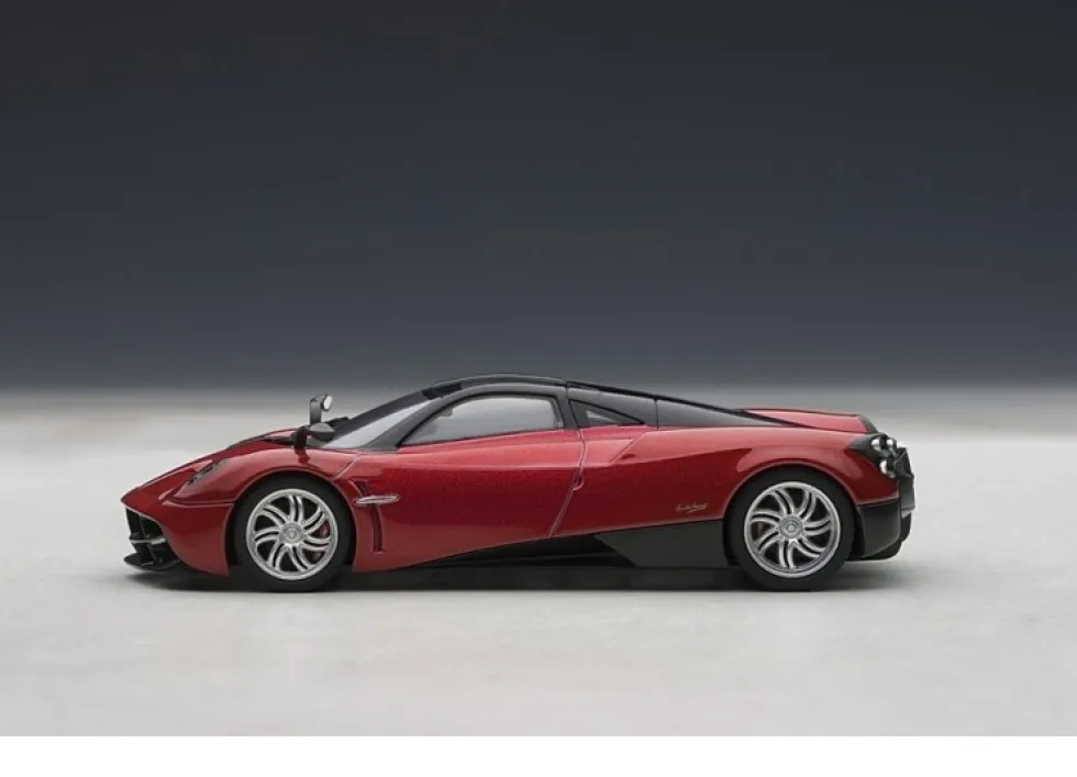 Pagani Huayra Metallic Red 1/43 Diecast Model Car Autoart 58208
