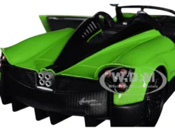 Pagani Huayra Roadster Green 1/24 Diecast Model Car Motormax 79354