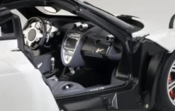 Pagani Huayra White 1/12 Model Car Autoart 12231
