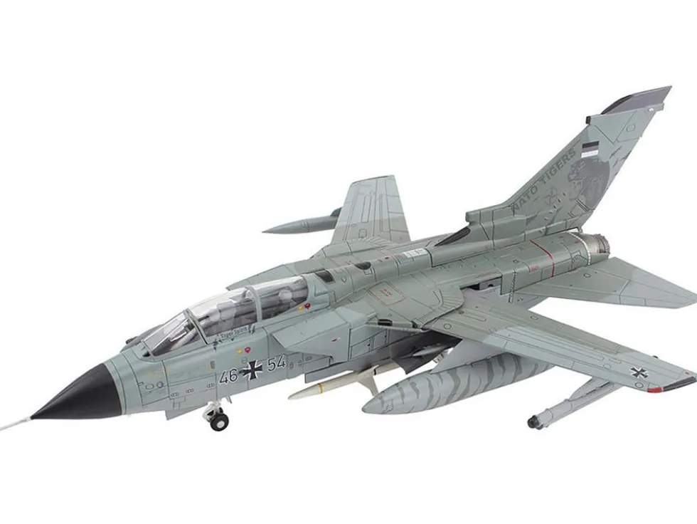 Panavia Tornado ECR Fighter-Bomber Aircraft "46+54, Tactical Air Wing 51, Schleswig-Jagel Air Base, Germany" (2017) German Luftwaffe "Air Power Series" 1/72 Diecast Model by Hobby Master