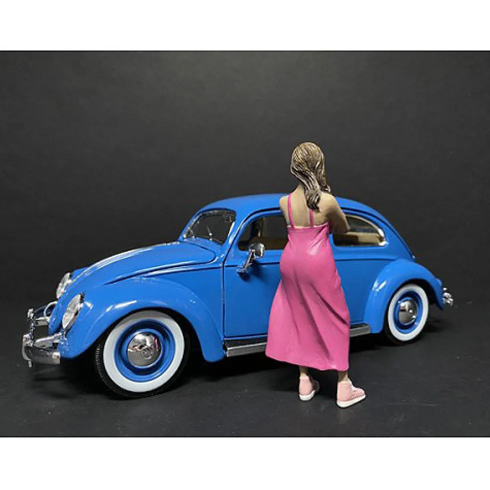 Partygoers Figurine II for 1/18 Scale Models American Diorama 38222