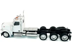 Peterbilt 589 3-Axel Day Cab White 1/87 (HO) Plastic Model Car by HO Logistics
