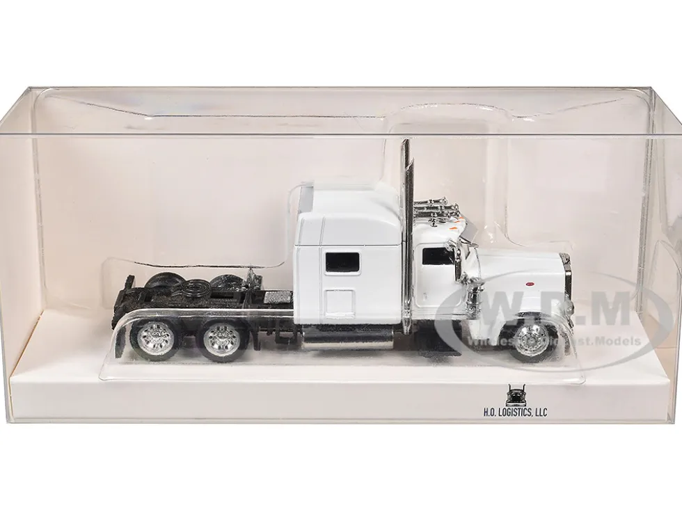 Peterbilt 389 Truck Tractor with Sleeper Cab White 1/87 (HO) Plastic Model Car by HO Logistics