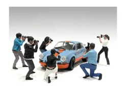 Photographers 6 piece Figure Set for 1/18 Scale Models by American Diorama
