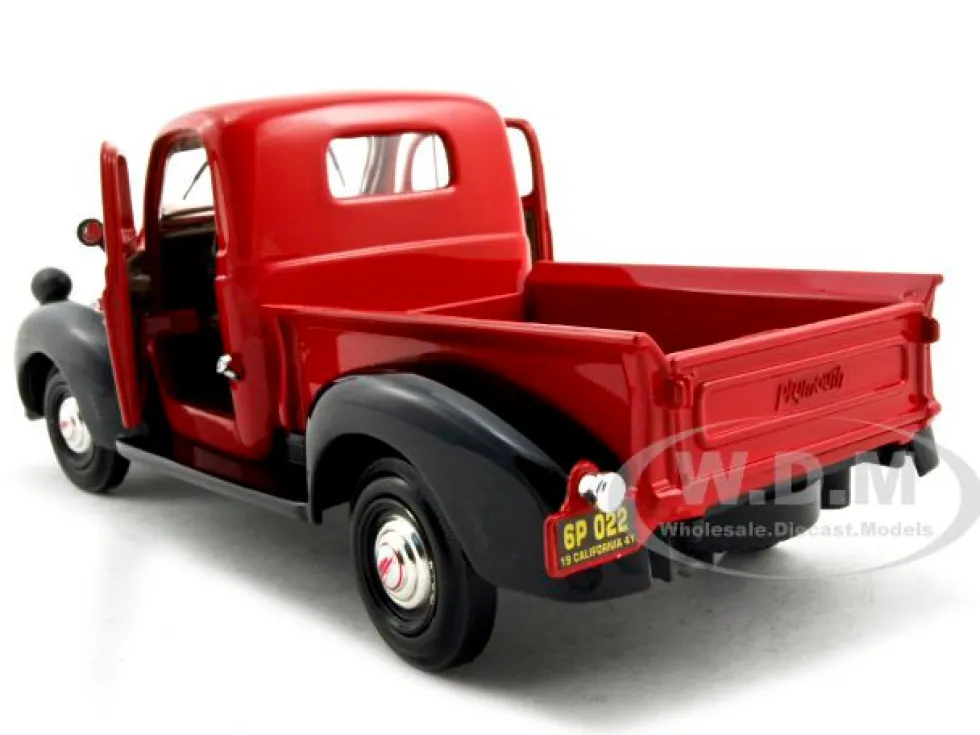 1941 Plymouth Pickup Red 1/24 Diecast Model Car Motormax 73278