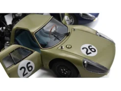Porsche 904 Carrera GTS #26 Innes Ireland