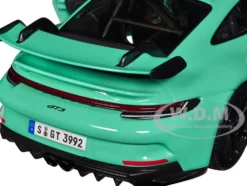 Porsche 911 GT3 Light Green 1/24 Diecast Model Car Bburago 21104grn