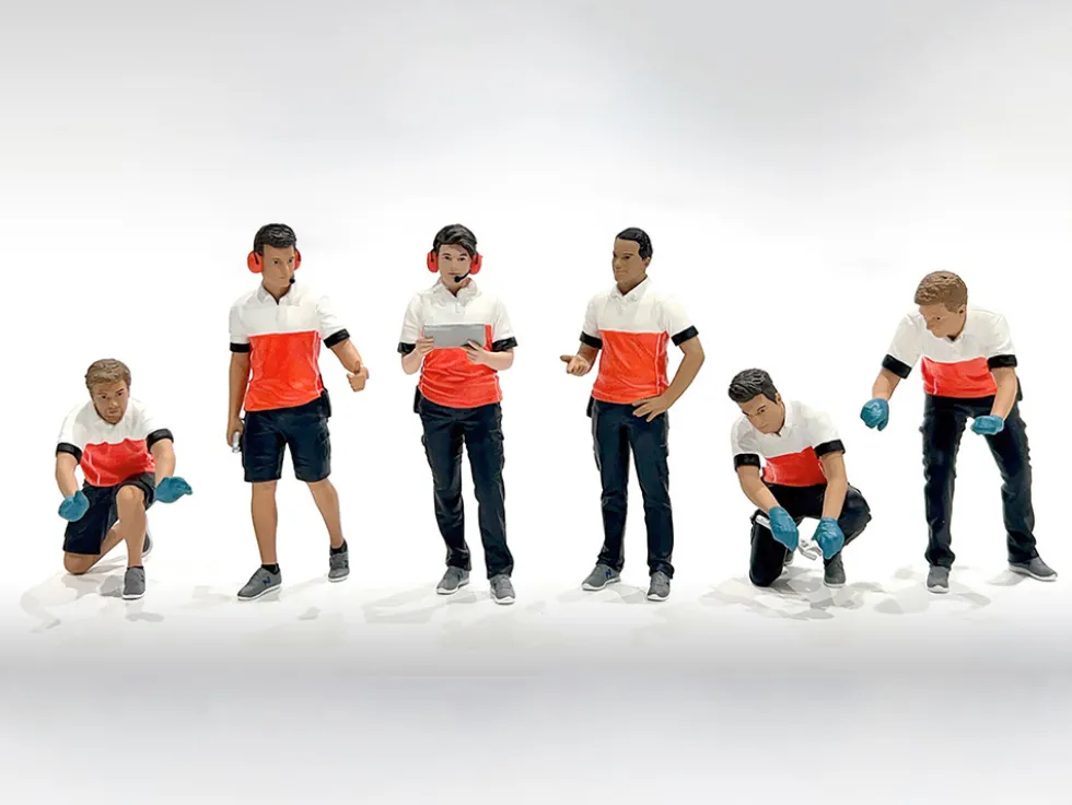 Race Crew 6 piece Figure Set for 1/18 Scale Models by American Diorama