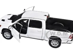 2019 RAM 1500 Laramie Crew Cab Pickup Truck White "Timeless Legends" Series 1/24 Diecast Model Car by Motormax