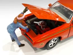 Retro Female Mechanic II Figurine 1/18 Scale Models American Diorama 38245