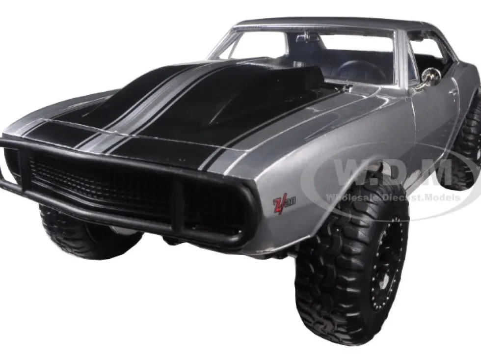 Roman's Chevrolet Camaro Z/28 Silver "Fast & Furious 7" Movie 1/24 Diecast Model Car Jada 97166