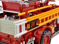 1931 Seagrave Fire Engine Red 1/32 Diecast Model Car Signature Models 32380