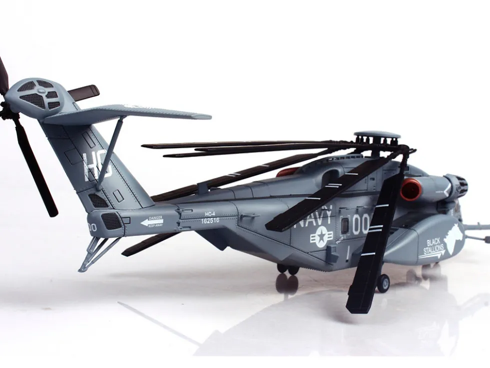 Sikorsky MH-53E Sea Dragon Helicopter "United States Navy, Black Stallions, Tail Number 00" Light Gray 1/72 Diecast Model by Panzerkampf