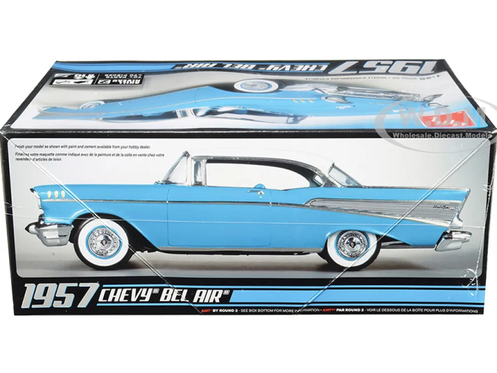 Skill 2 Model Kit 1957 Chevrolet Bel Air 1/25 Scale Model AMT AMT638 M