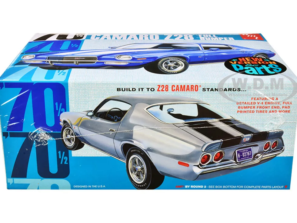 Skill 2 Model Kit 1970 1/2 Chevrolet Camaro Z28 Full Bumper 1/25 Scale Model AMT AMT1155