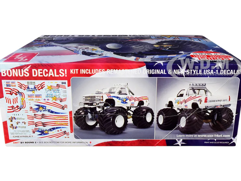 Skill 2 Model Kit Chevrolet Silverado USA-1 Monster Truck 1/25 Scale Model AMT AMT1252