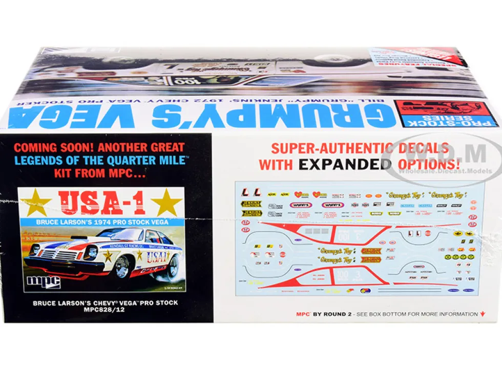 Skill 2 Model Kit 1972 Chevrolet Vega Pro Stock Bill Grumpy Jenkins Legends of the Quarter Mile 1/25 Scale Model MPC MPC877