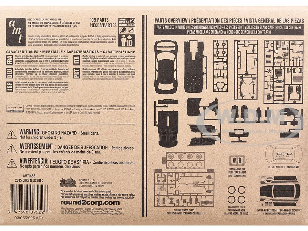Skill 2 Model Kit 2005 Chrysler 300C 1/25 Scale Model by AMT