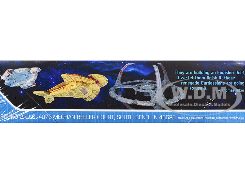 Skill 2 Model Kit Deep Space 9 Space Station with USS Defiant NX-74205 Space Ship and Cadassian Keldon-Class Cruiser "Star Trek: Deep Space Nine" (1993-1999) TV Series 1/3300 Scale Model by AMT
