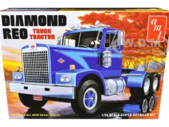 Skill 3 Model Kit Diamond Reo Truck Tractor 1/25 Scale Model by AMT