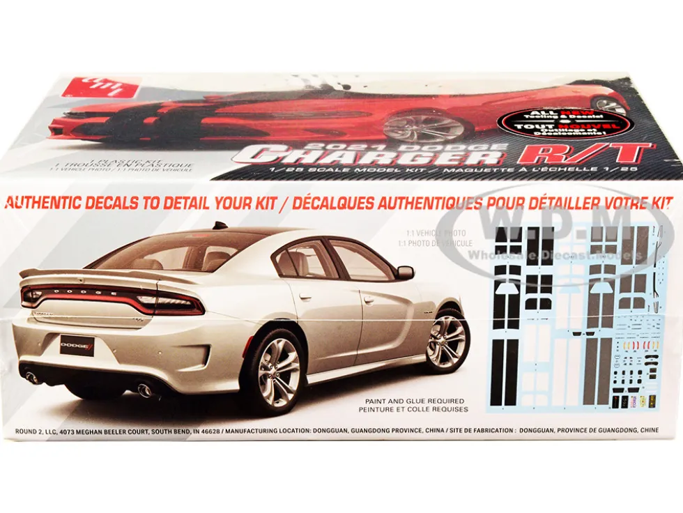 Skill 2 Model Kit 2021 Dodge Charger R/T 1/25 Scale Model AMT AMT1323M
