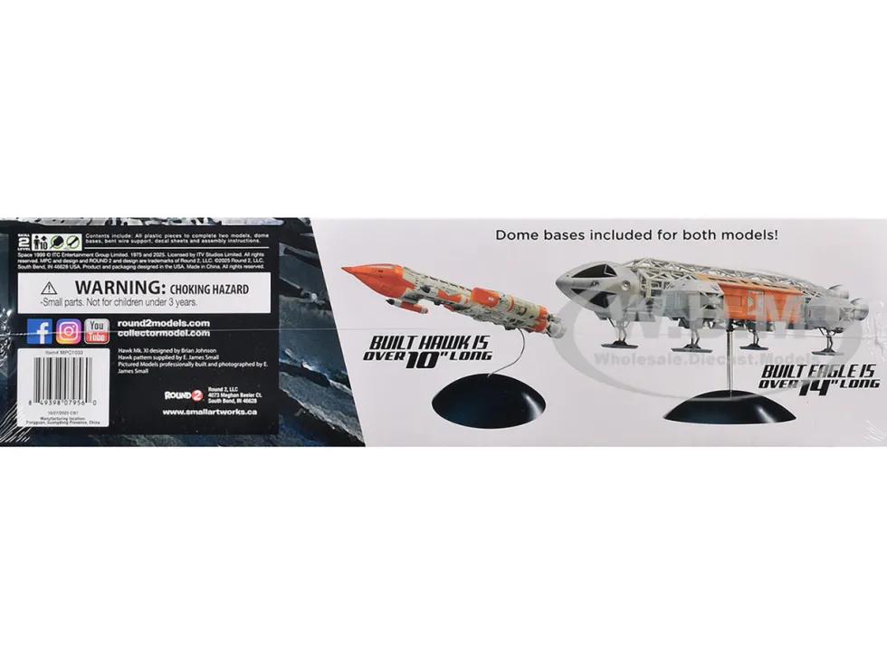 Skill 2 Model Kit Eagle and Hawk War Games Edition "Space: 1999" (1975-1977) TV Series 1/72 Scale Model by MPC