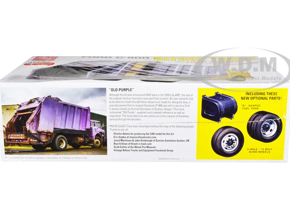 Skill 3 Model Kit Ford C-900 GarWood Refuse Garbage Truck Load-Packer 1/25 Scale Model AMT AMT1247