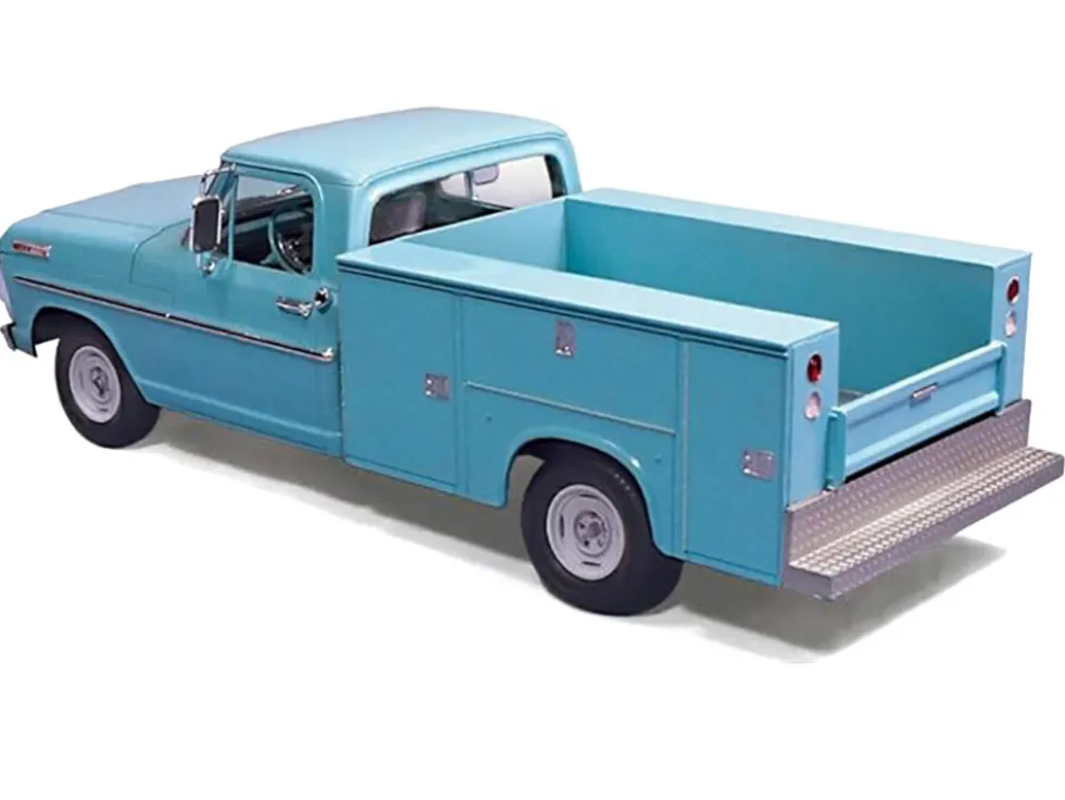 Skill 3 Model Kit 1967 Ford F100 Service Bed Pickup Truck 1/25 Scale Model by Moebius
